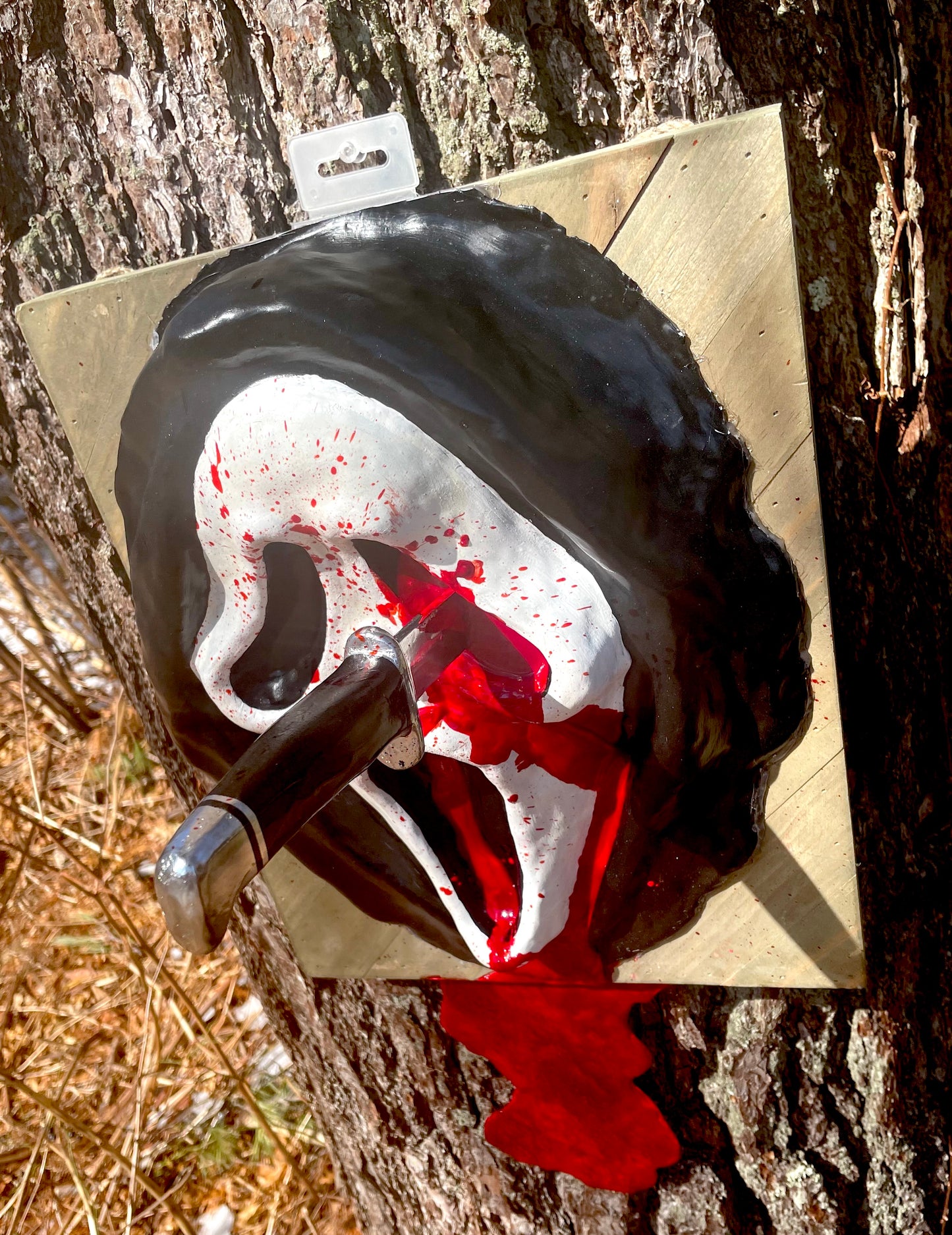 Ghostface Wall Stabby