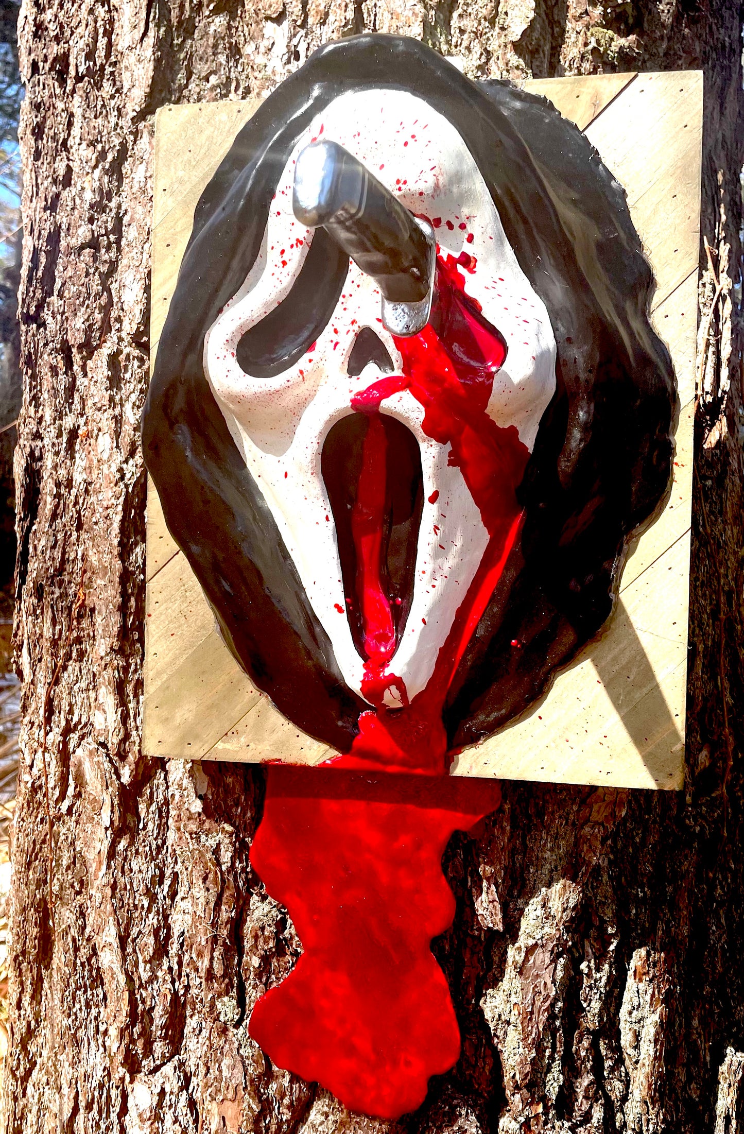 Ghostface Wall Stabby