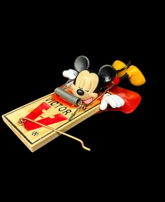 Money Mouse Trap (Bloody)