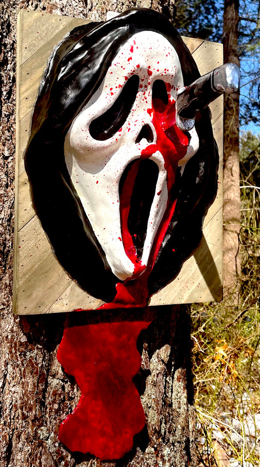 Ghostface Wall Stabby